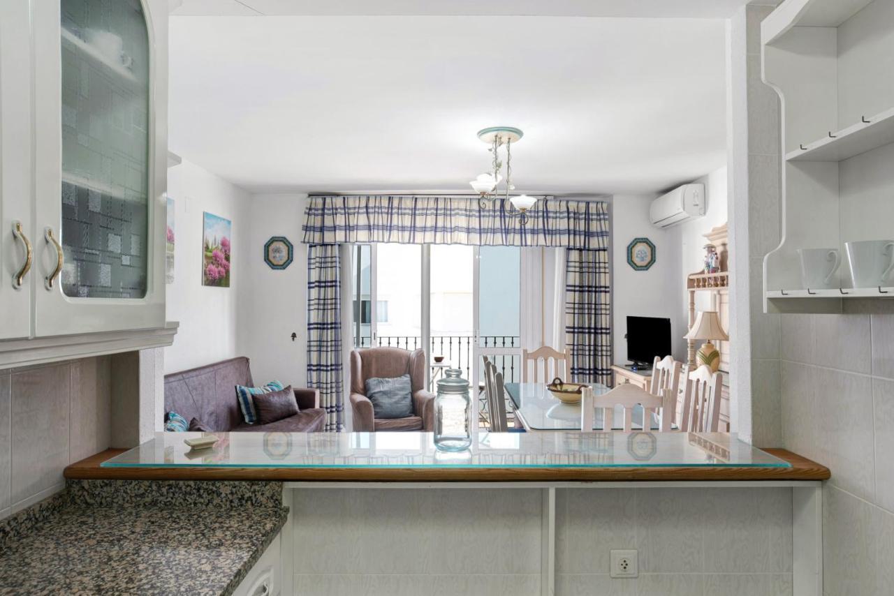 Apartamento Mercedes โกนิล เด ลาฟรอนเตรา ภายนอก รูปภาพ