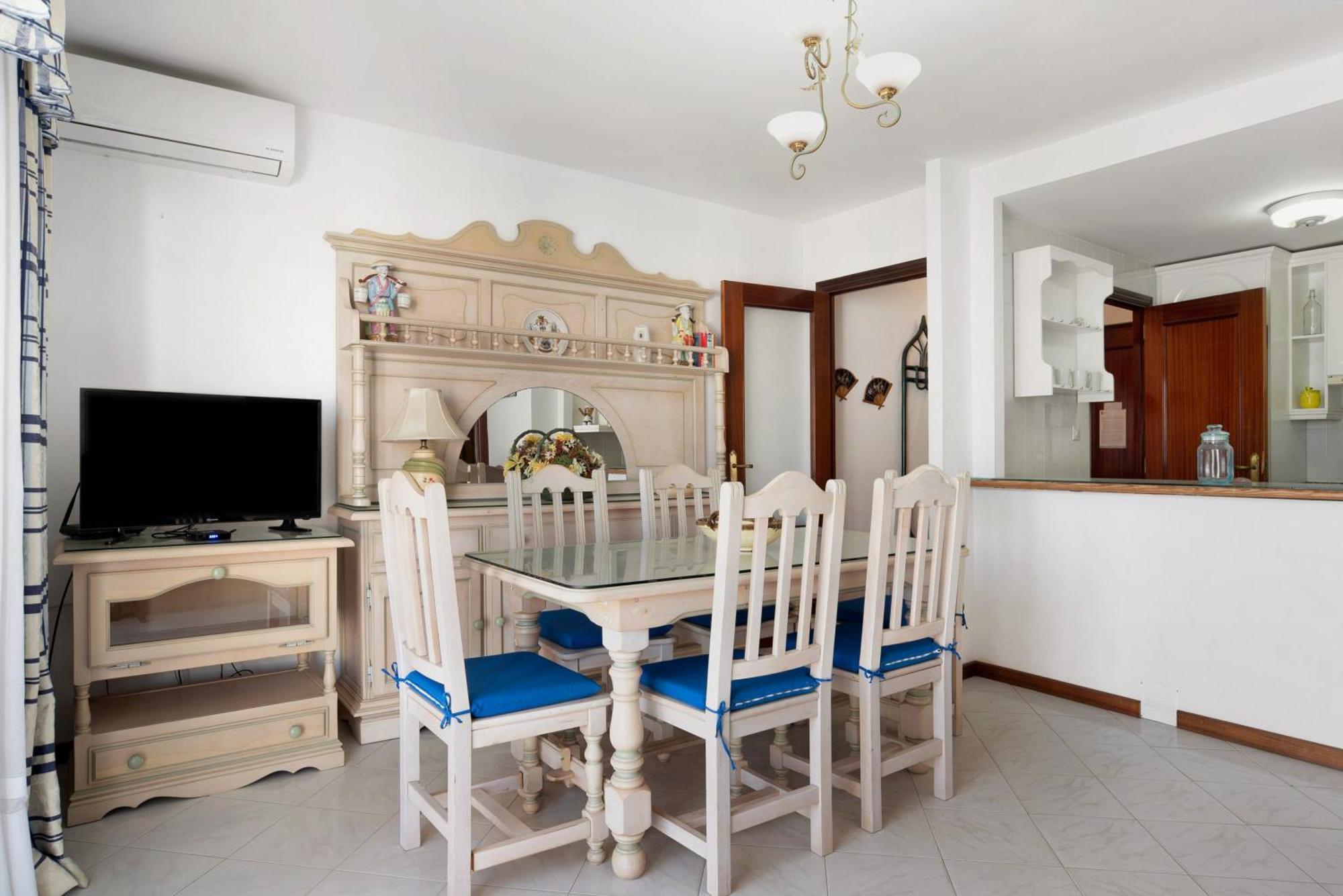 Apartamento Mercedes โกนิล เด ลาฟรอนเตรา ภายนอก รูปภาพ